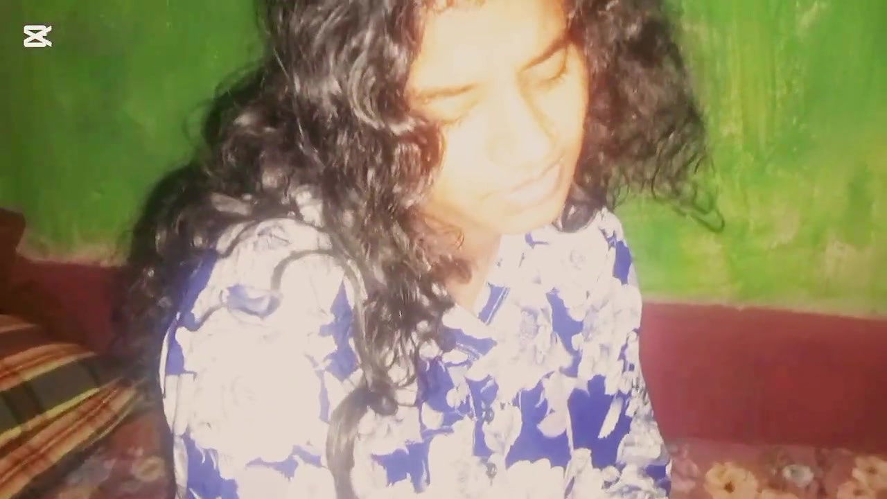 Got my college girlfriend sucking my cock on a winter night. She can suck cock very well