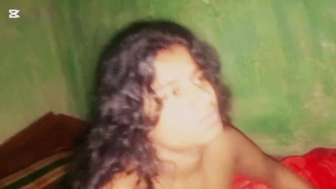 Got my college girlfriend sucking my cock on a winter night. She can suck cock very well