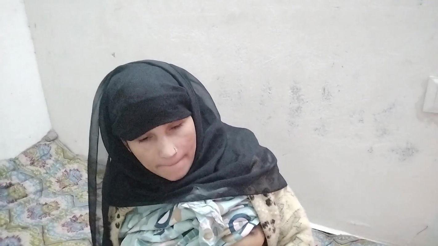 Muslim laki Ko khala Ke bete Ne khel me Choda