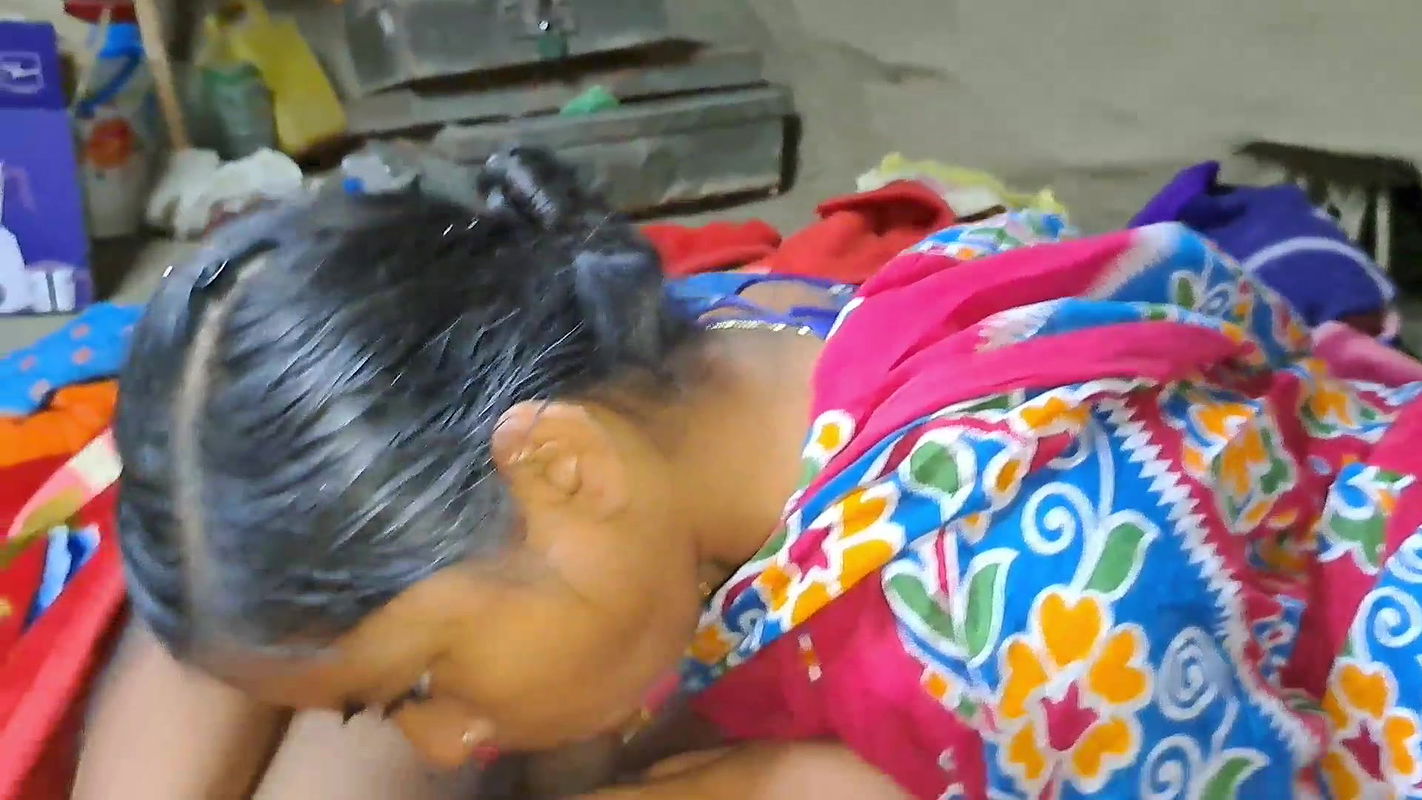 Indian village girlfriend boyfriend real homemade Fucking in hindi fuck video