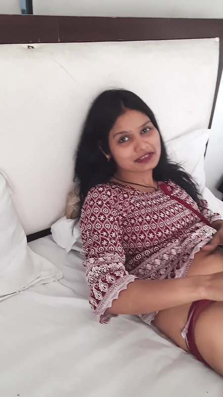 Desi girlfriend do daba ke choda aaj