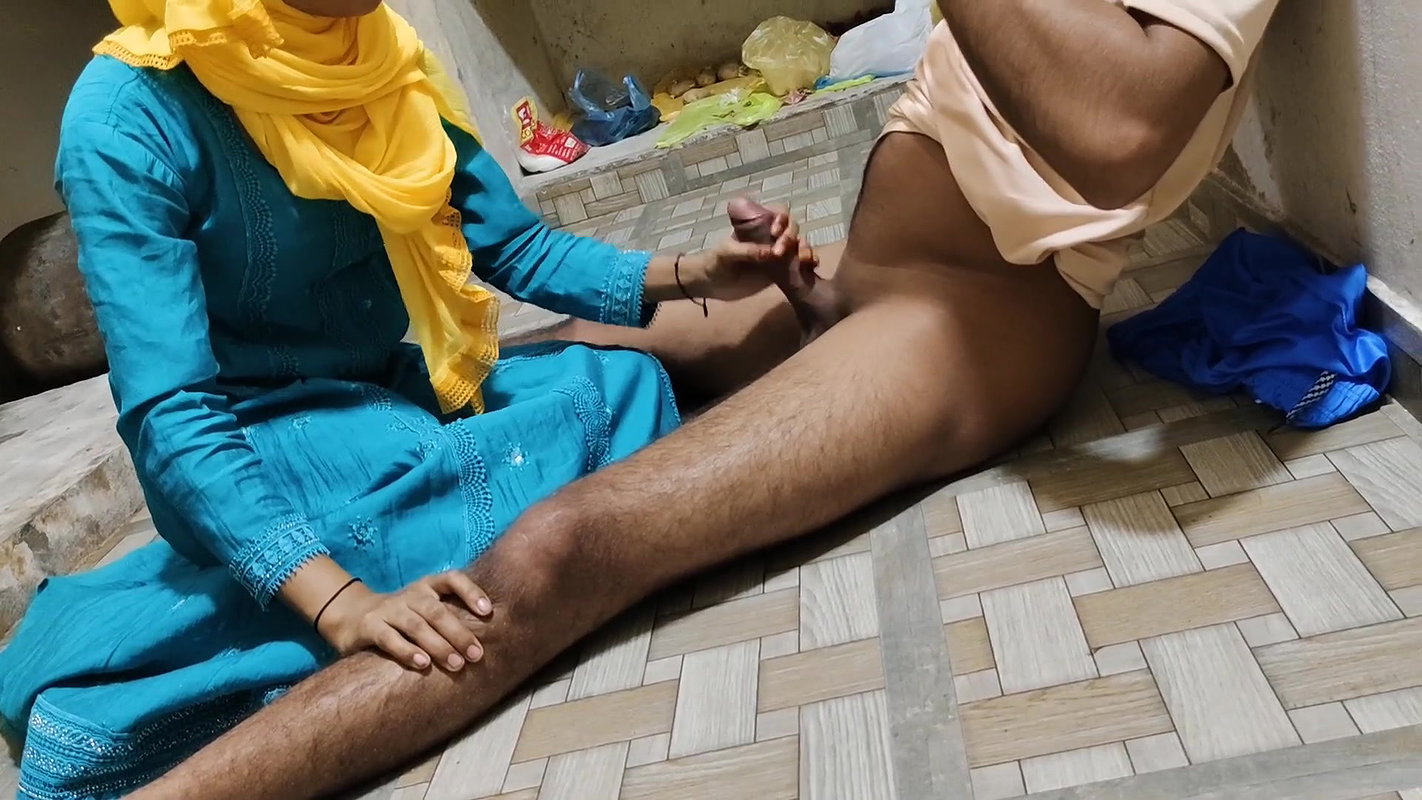 desi indian bhabhi ki chudai ( i fucked my stepbrother hot baby)