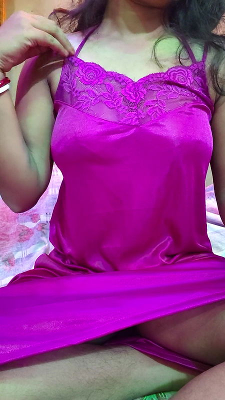 Desi teen girl fingering pussy