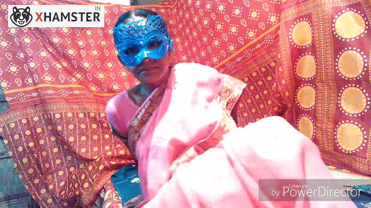 God took off my saree and fucked me and I enjoyed it nomita