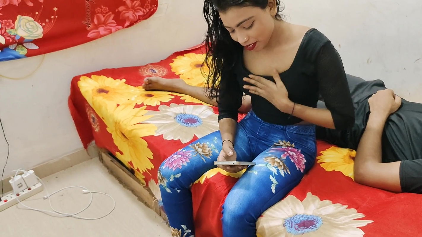 Indian Bhabhi First Time Hard Anal Sex with Full Hindi sex videos