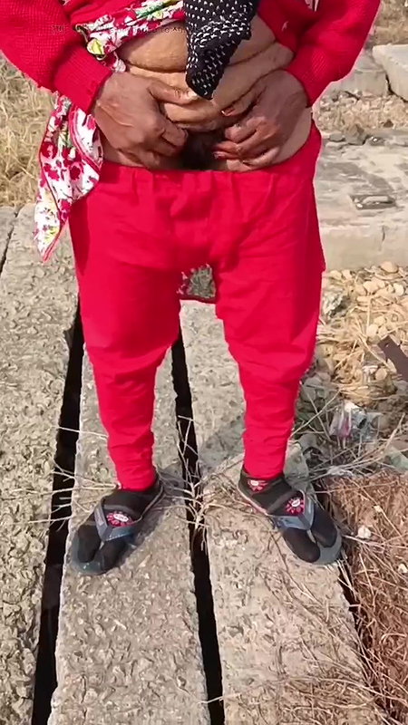 nomita bhabhi Peeing outdoors