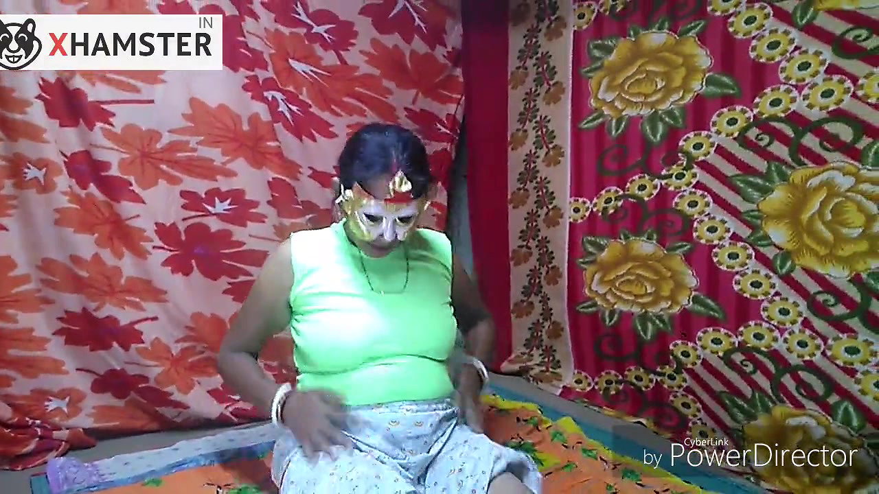 Nomita boudi I fucked on the chair