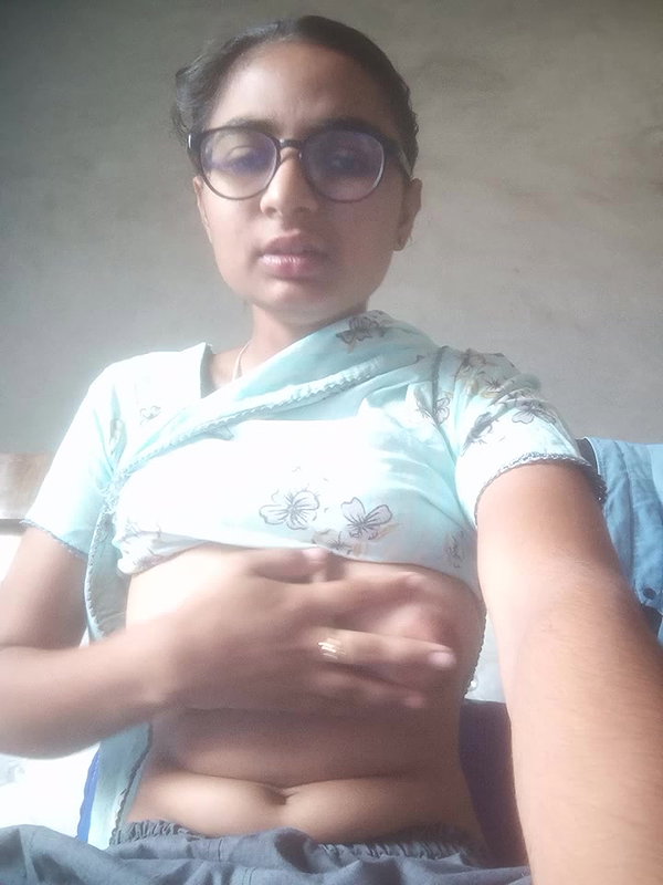 Cute Gf Pressing Boobs