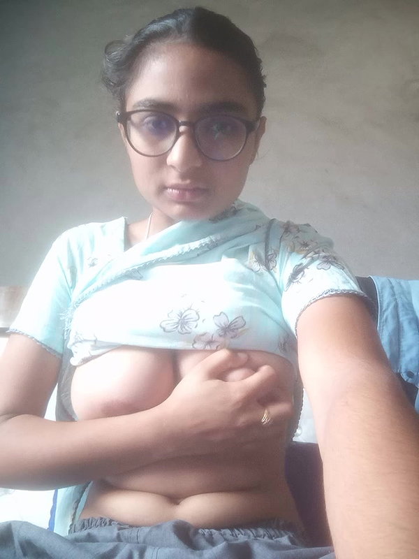Cute Gf Pressing Boobs