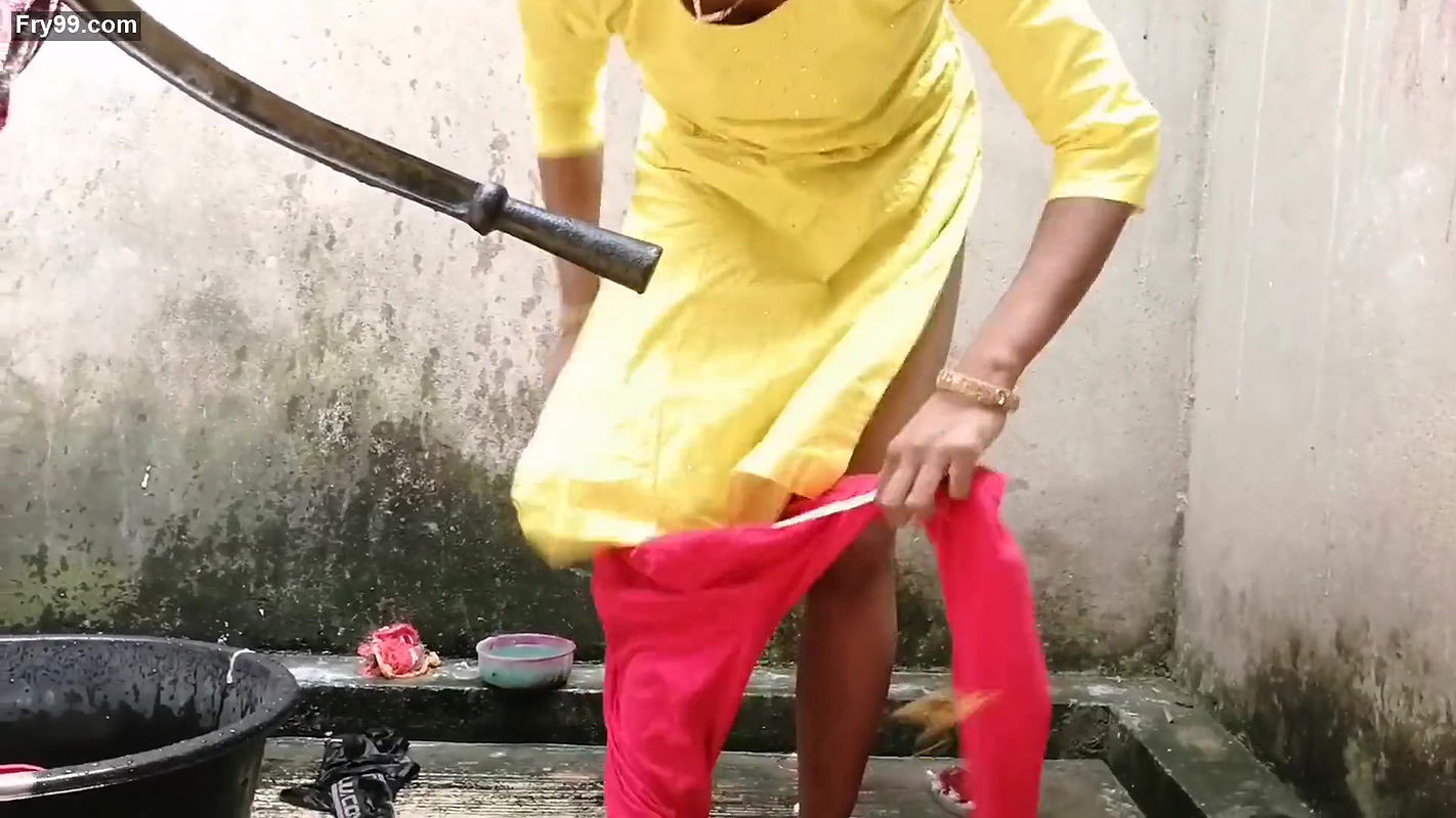 Bengali Hot Riya Nahane Ki Video With Audio