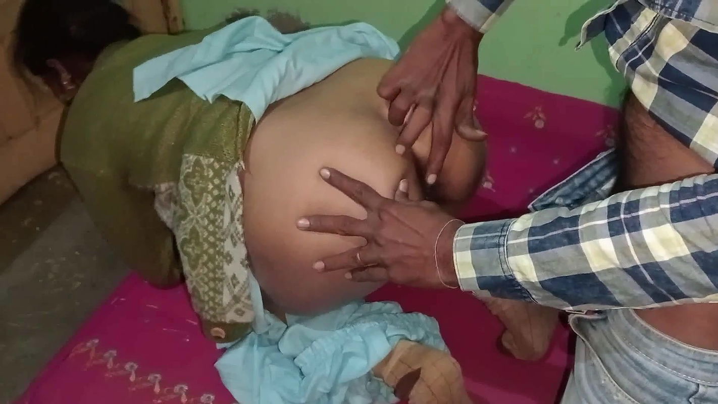 Bhabhi Ki Gand Chudai Kiya Doggy Style