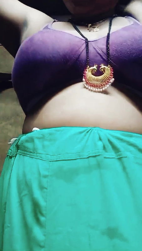 Gorąca indyjska wioska żona show