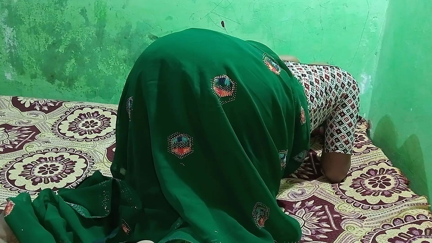 Green Silk Saree Bhabi Fuck