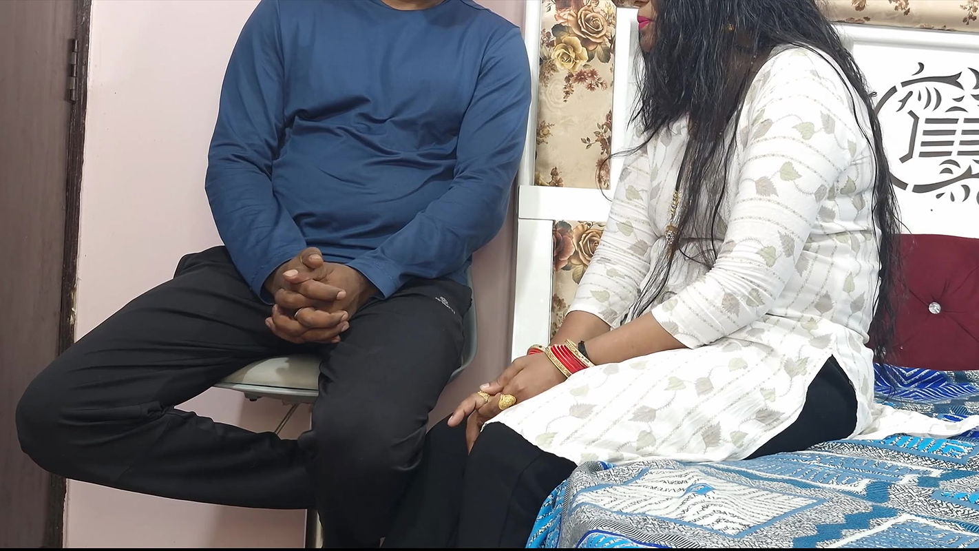 Indyjska ciocia Phuked – sąsiad ciocia przyszedł uzyskać powietrze z klimatyzatora pod pretekstem ciepła i got jej cipki fucked.