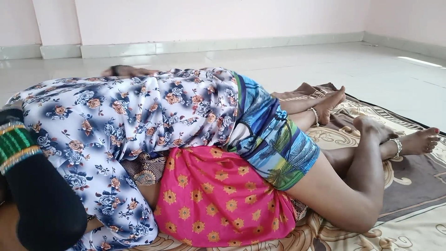 Indyjska pokojówka Kanta Bai uprawia seks w stylu pieska z szefem