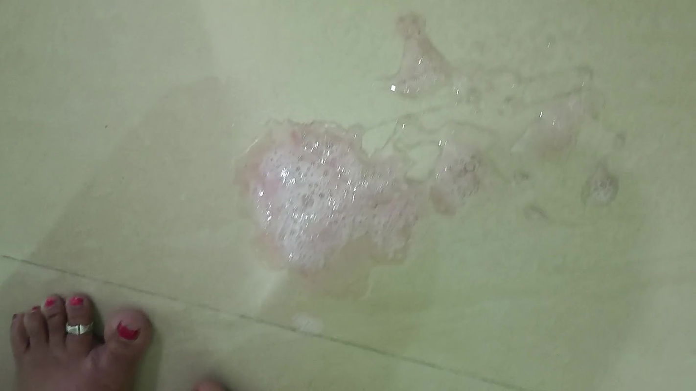 Kavita Vahini i Sunny Cum w ustach Obciąganie