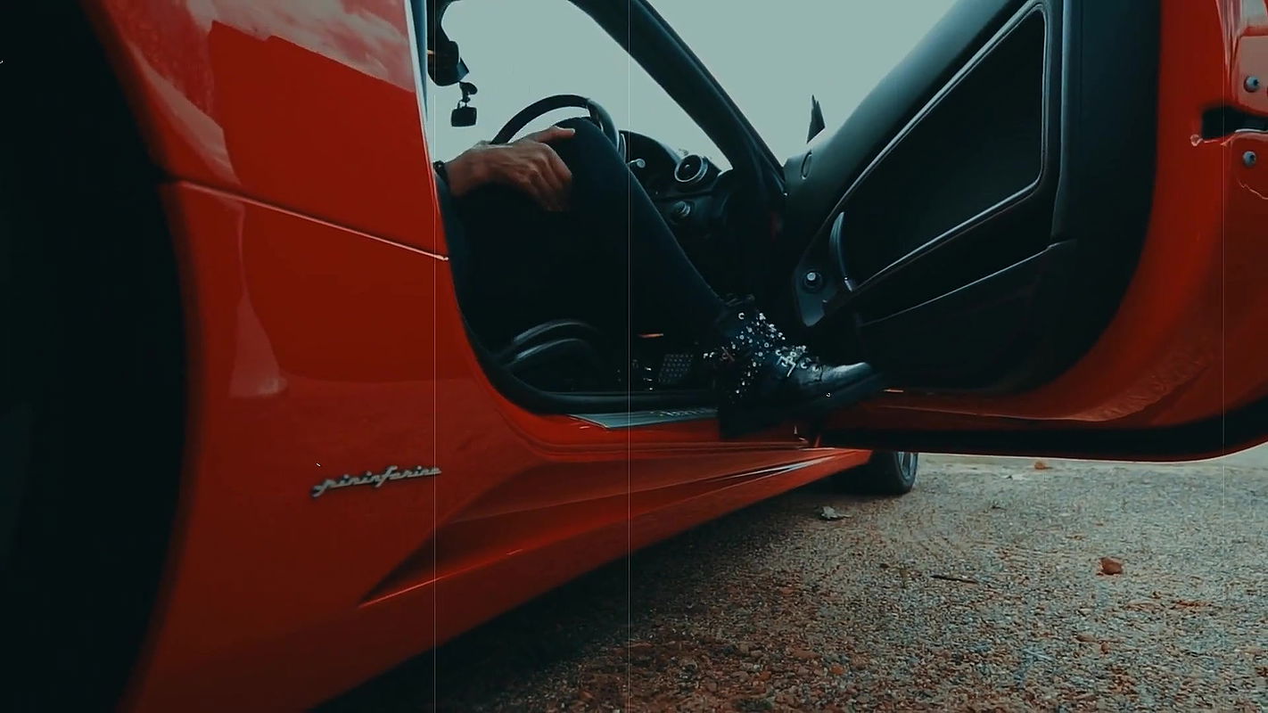 MILF Neighbor Invited Me to Her House Got Horny and Cheated on Her Husband by Seducing and Fucking Me