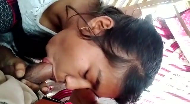 Desi cute girl suck her dick outdoor