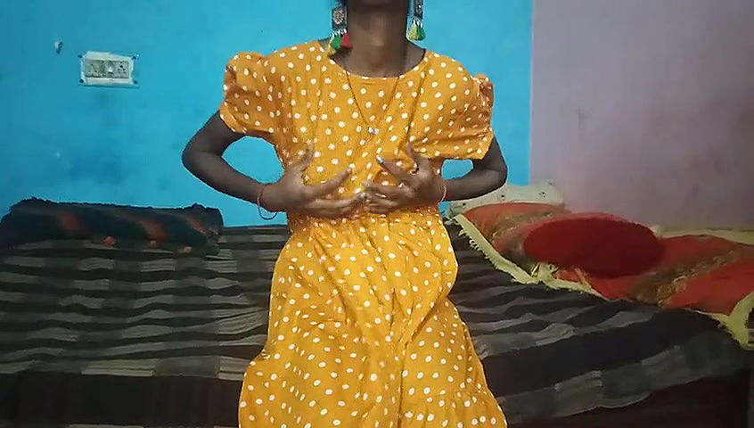 There Was No One in the House, the Neighbor Saw Me Alone and Fucked My Pussy