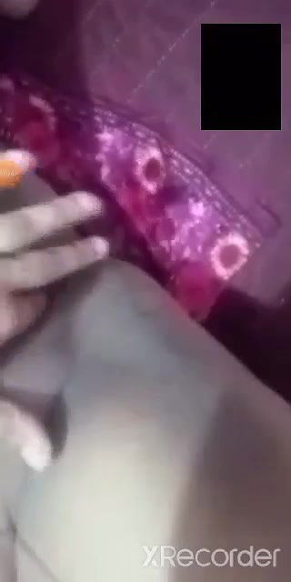 Beautiful Gf Showing And Fingering