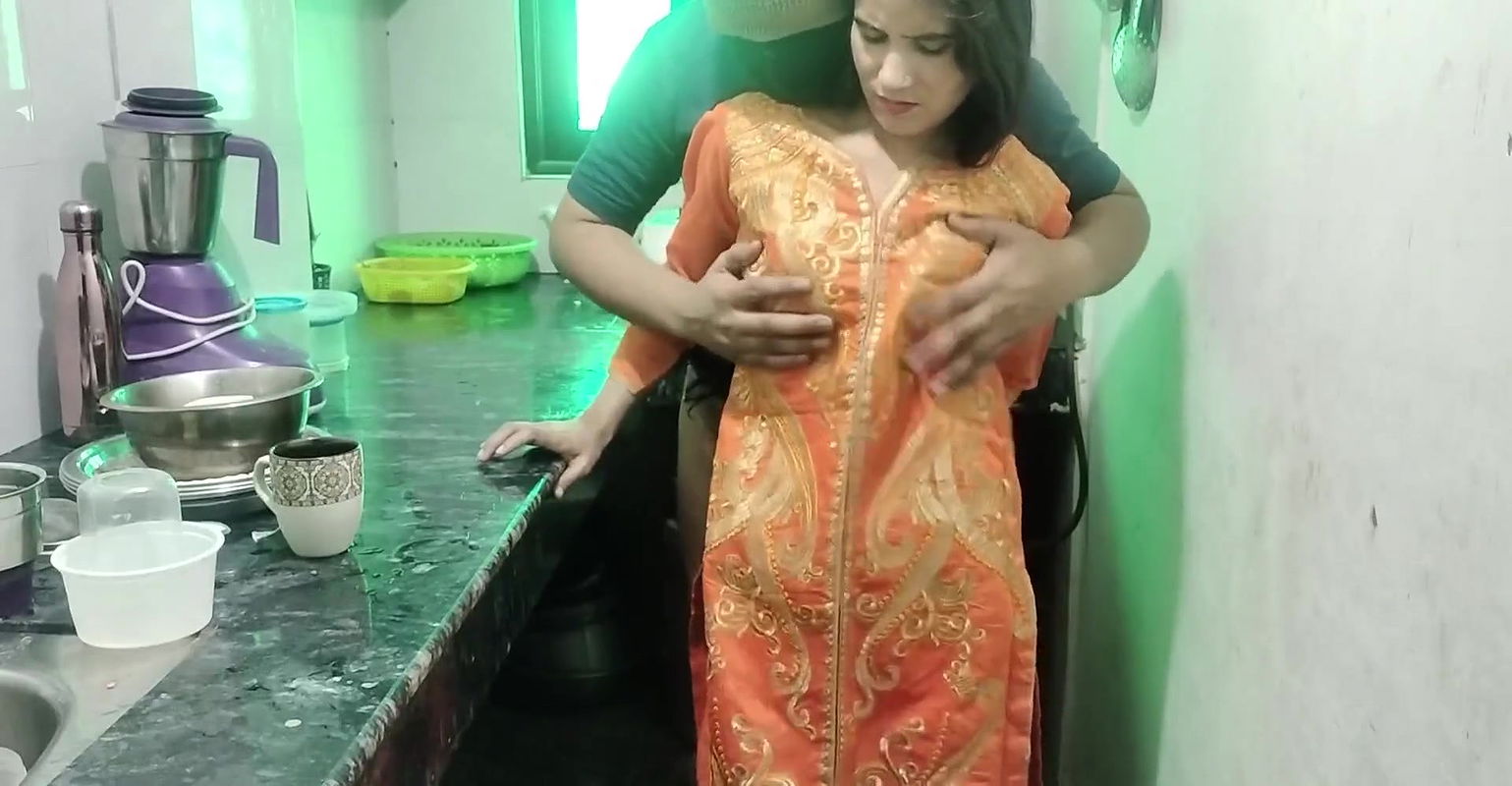 Damad Ji Mat Chodiye Aapki BB Dekh Legi