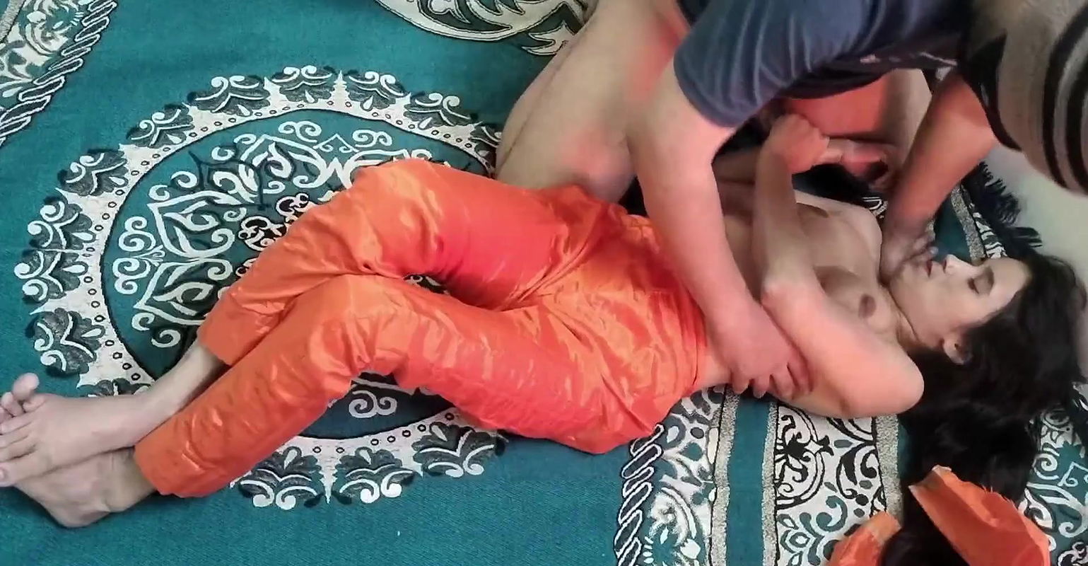 Desi Damad Ne sasumaa Ko chod kar thaka Diya