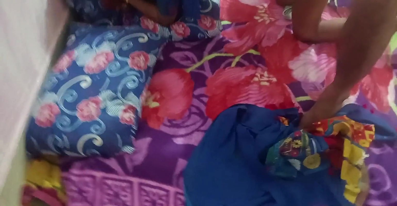 Desi hot girls sex in home