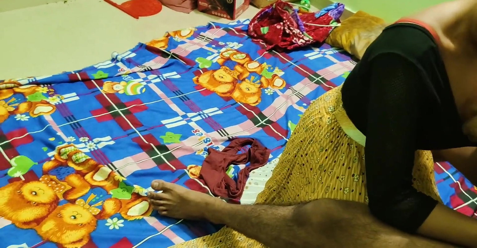 indian desi porn star sanjana calling her boyfriend to fucked with huge cock when she is alone in home