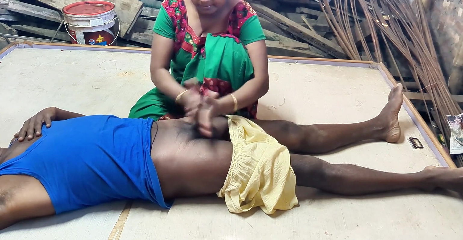 NATURAL VILLAGE BHABHI HOT SEX VIDEO IN HOME 2024