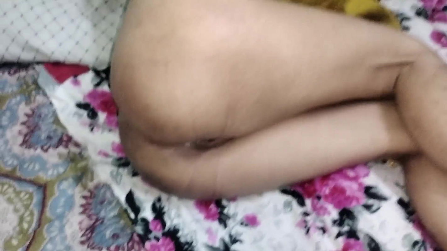 Aunty Ko porn dekhte huye pakar ke choda Full HD Hardcore Sex video