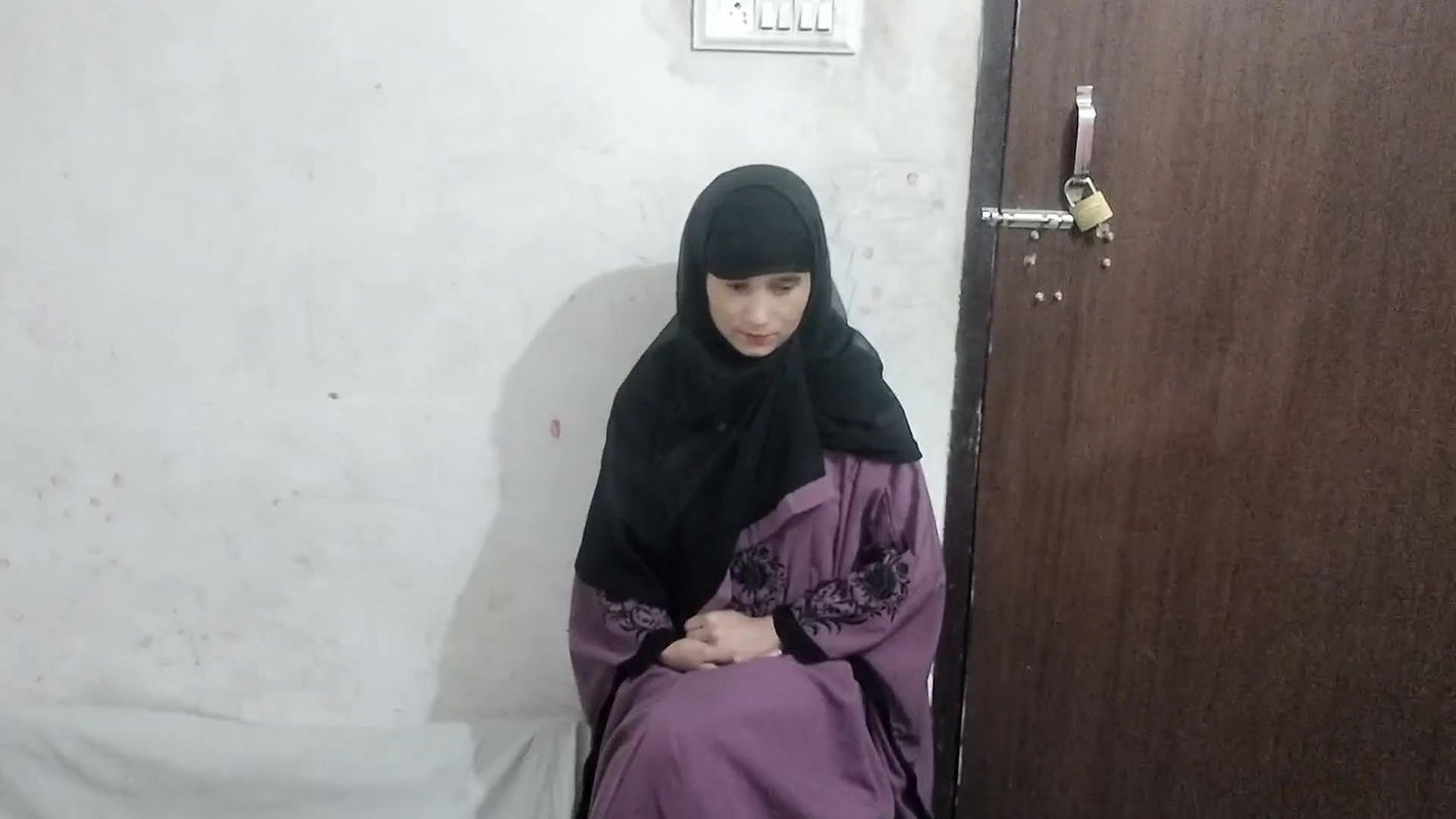 Burkha Bali Girlfriend Ke ghar jake Choda Full HD hard-core sex video