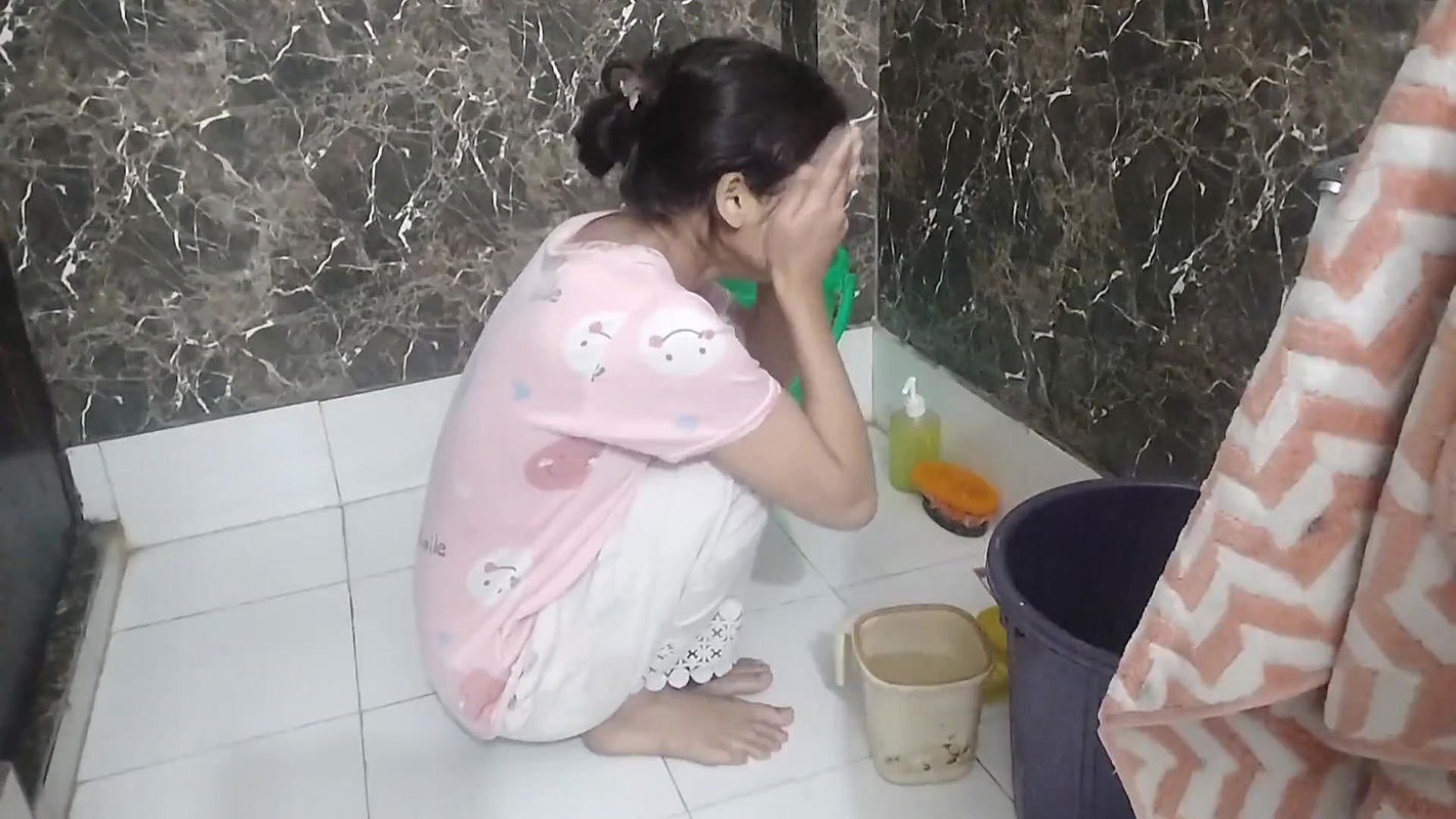 Indain collage girl MMS video