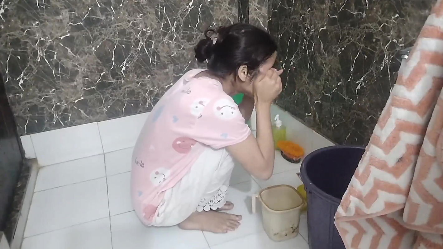 Indain collage girl MMS video