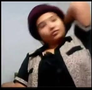 jolly bengali babe on webcam
