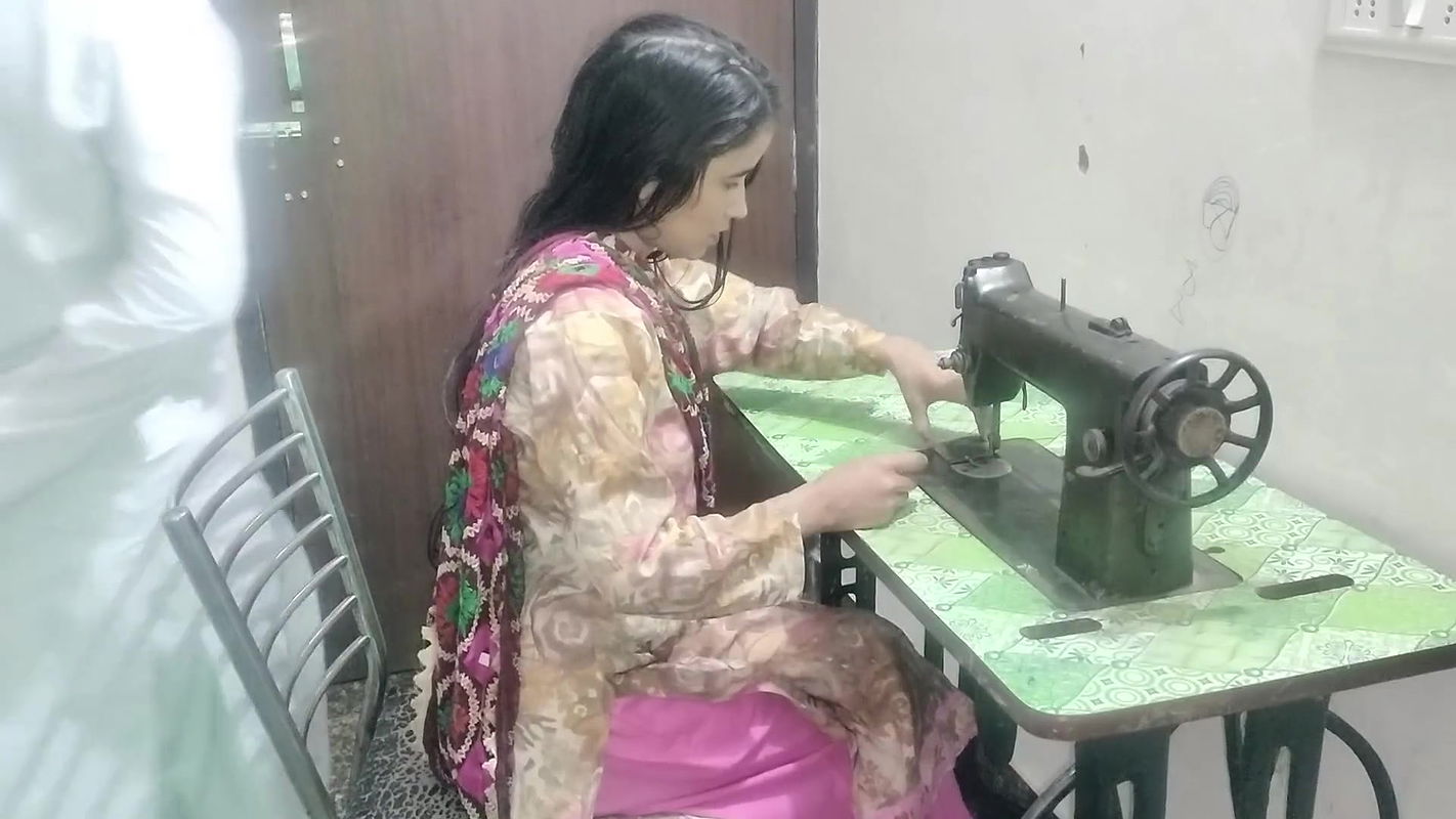 Darji ne bhabhi ko choda hardcore sex