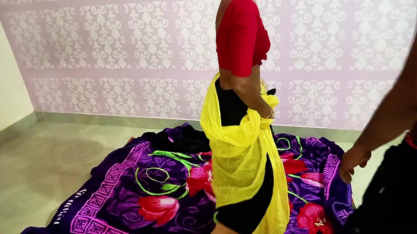 INDIAN VILLAGE HOT GIRL PARNITA SEX WITH HIS BOYFREIND PART 2