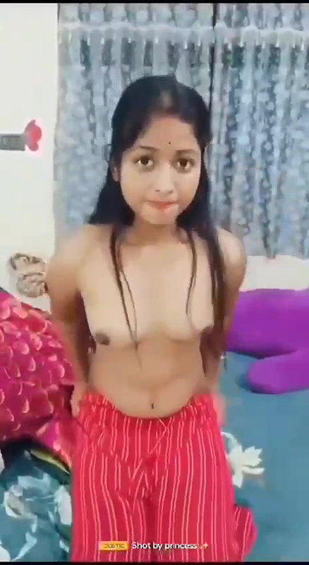 Beautiful girl stripping sari and rubbing her pussy