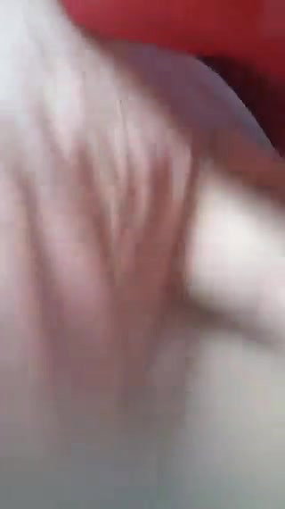 HORNY DESI INDIAN WIFE  FINGERING HERSELF