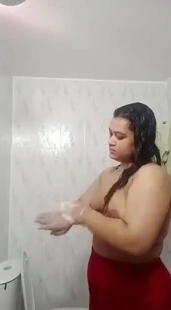 Beautiful Shy Gf Bathing