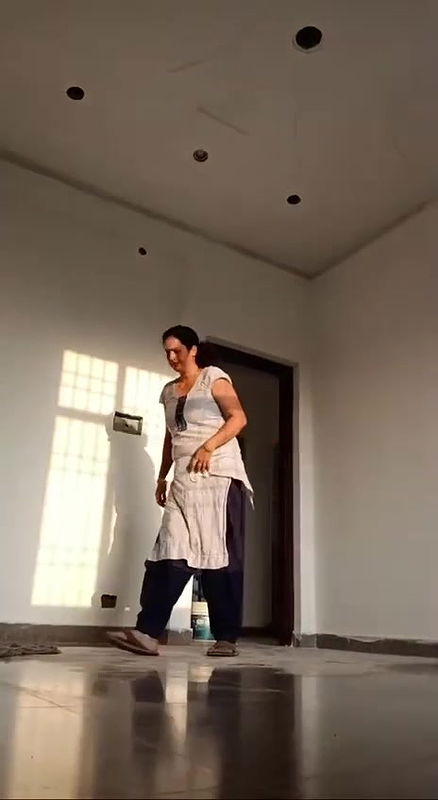 Youtube r Bindass bloging nude -11