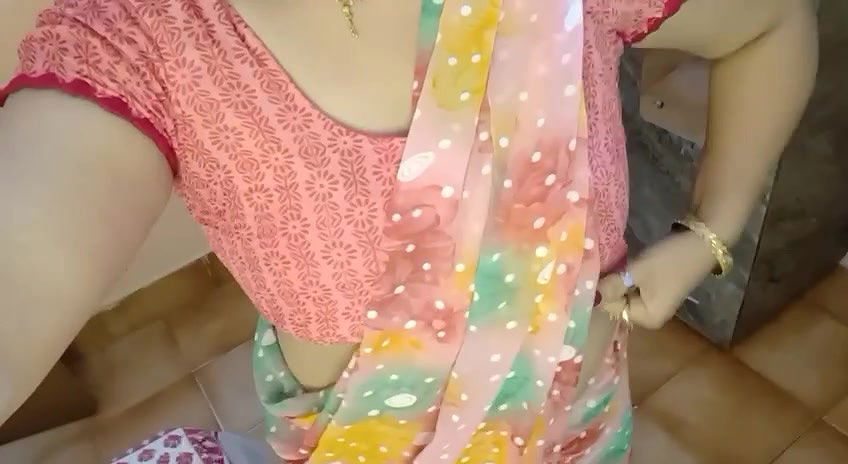 Youtube r Bindass bloging nude -14