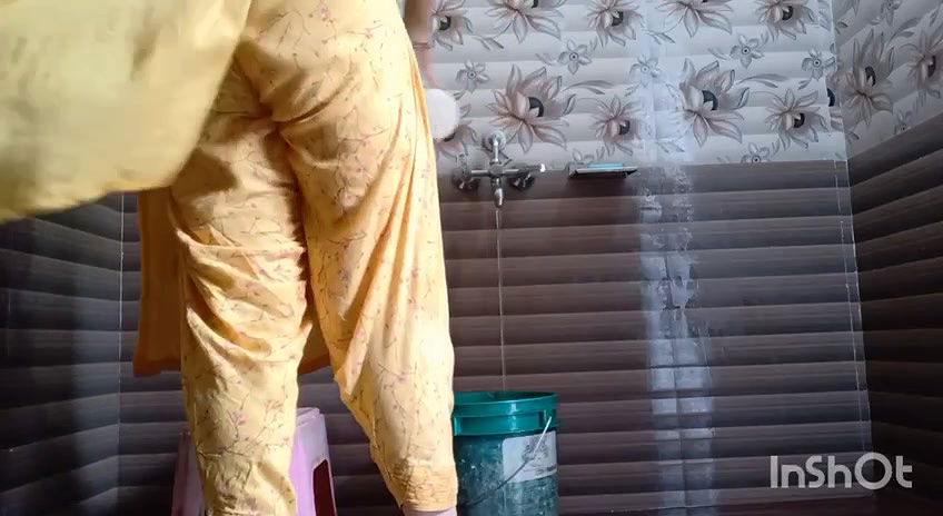 Youtube r Bindass bloging nude -15