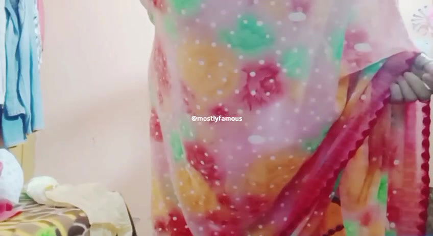 Youtube r Bindass bloging nude -17