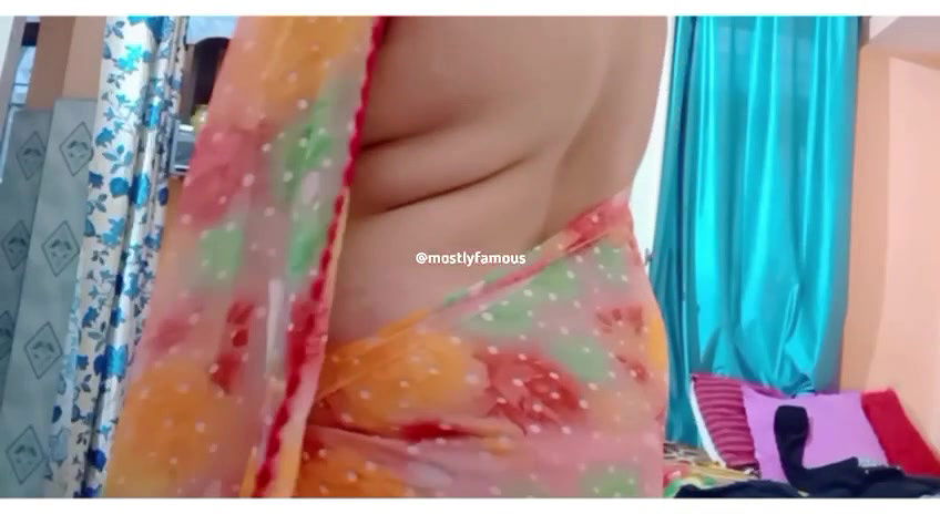 Youtube r Bindass bloging nude -17