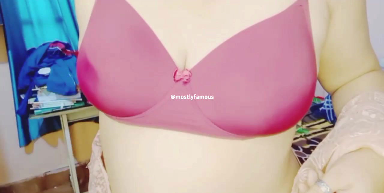 Youtube r Bindass bloging nude -7