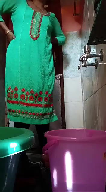 Youtube r Bindass bloging nude -9