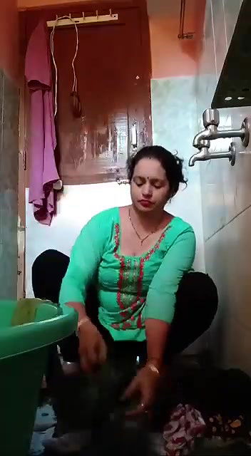 Youtube r Bindass bloging nude -9