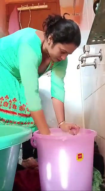 Youtube r Bindass bloging nude -9