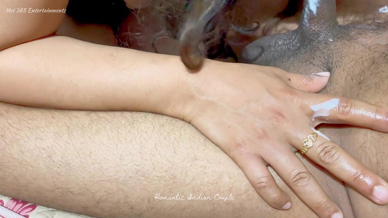 Big ass desi girl -11