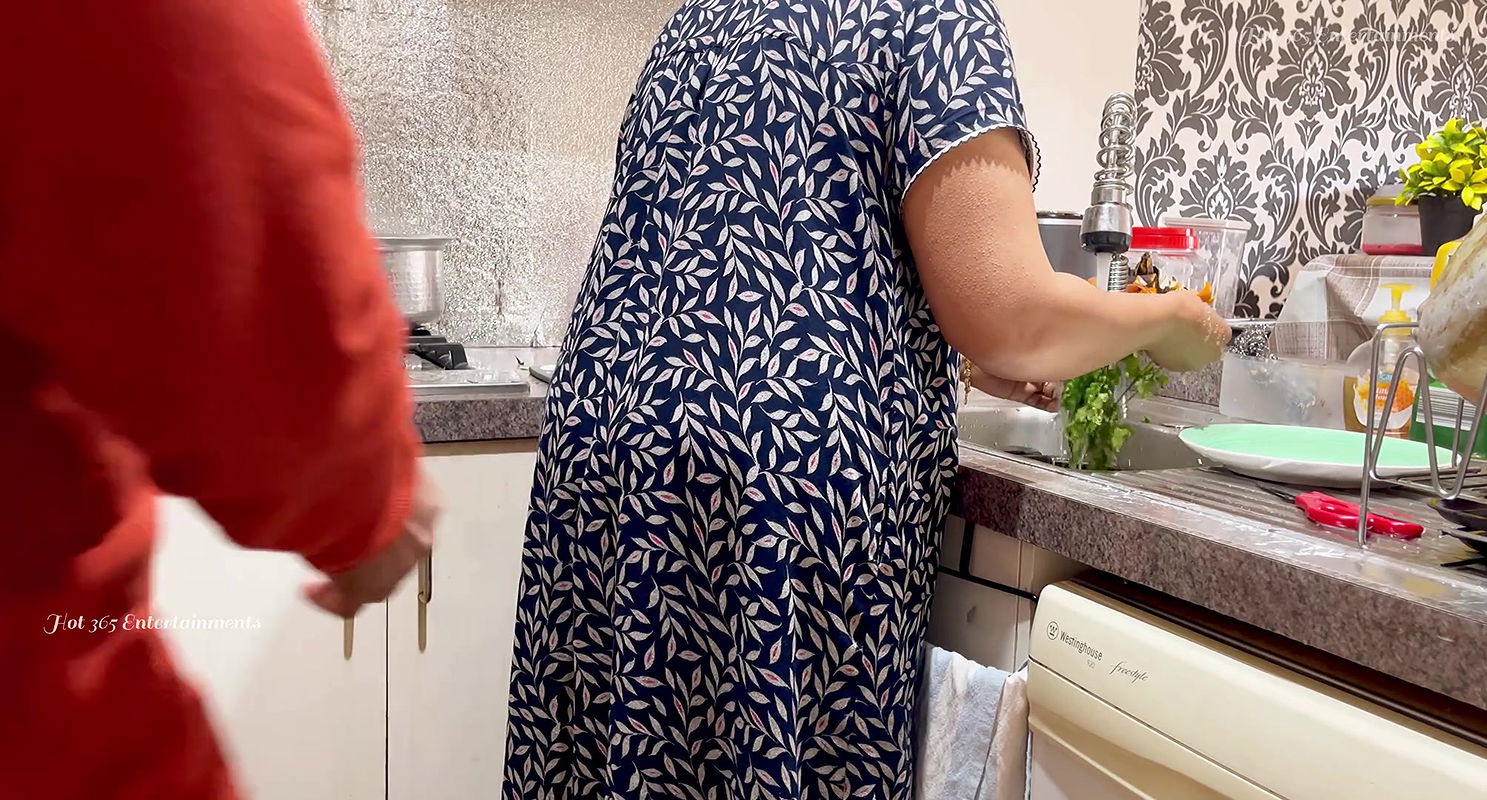 Big ass desi girl -9